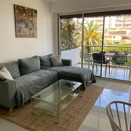 Grandlarge شقة كانيو سور مير